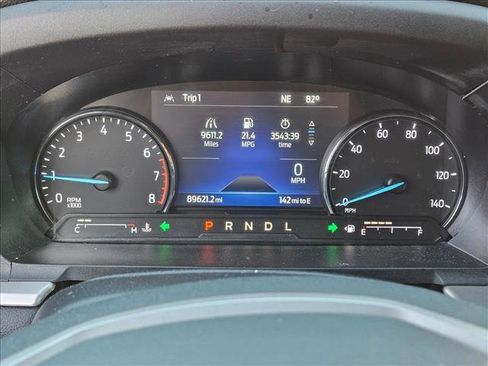 Used 2022 Ford Explorer XLT image 10