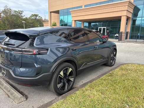 Used 2025 Polestar Polestar 3 image 4