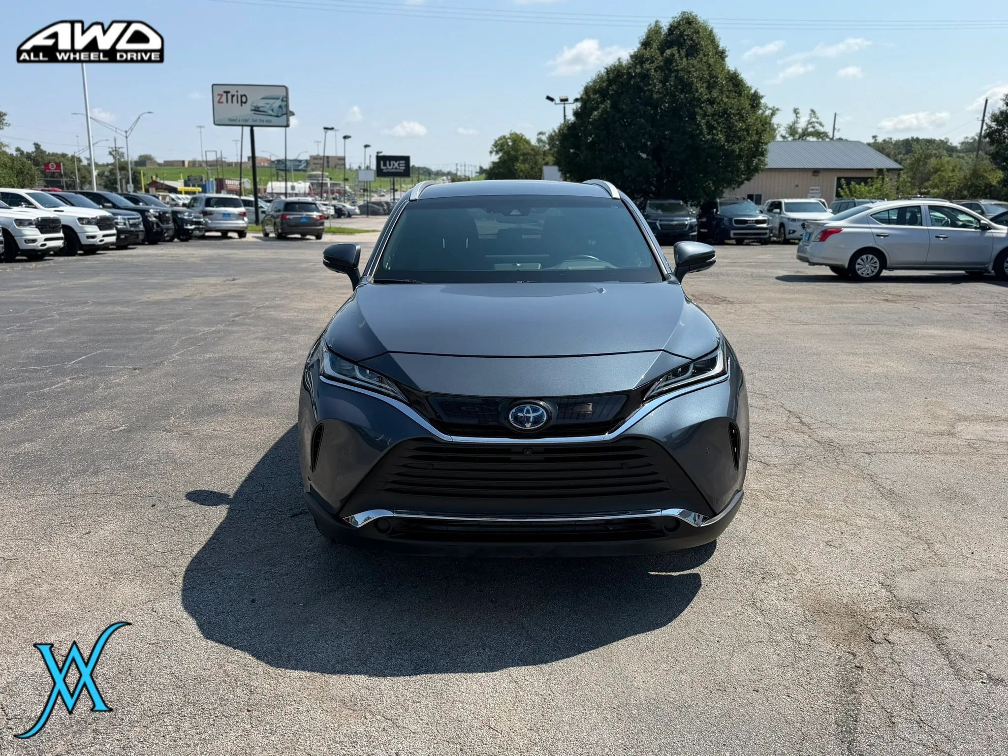 Used 2021 Toyota Venza Limited w/ Advanced Technology Package AWD/4WD image 2