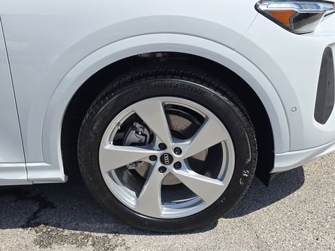 New 2025 Audi Q5 Prestige image 35
