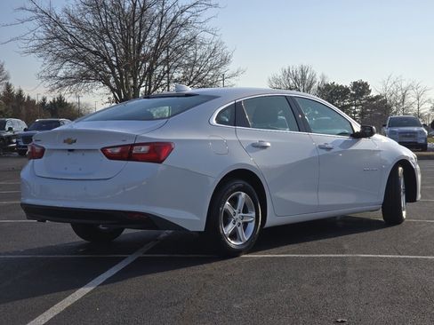 Used 2024 Chevrolet Malibu LT image 15