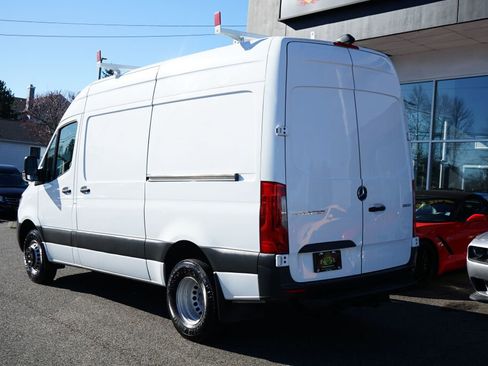 Used 2019 Mercedes-Benz Sprinter 144 image 3