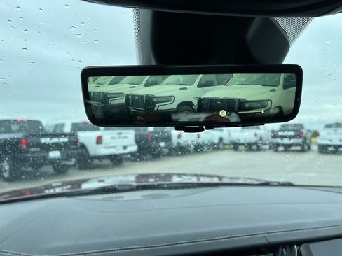 Used 2022 Jeep Grand Cherokee L Limited w/ Luxury Tech Group II AWD/4WD image 10