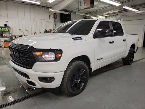 Used 2023 RAM 1500 Big Horn AWD/4WD image 3