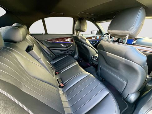Used 2017 Mercedes-Benz E 300 E 300 image 31