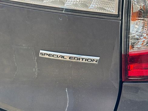 Used 2021 Honda Pilot Special Edition image 6