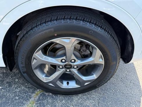 Certified 2023 Ford Escape ST-Line w/ Tech Pack #1 AWD/4WD image 5