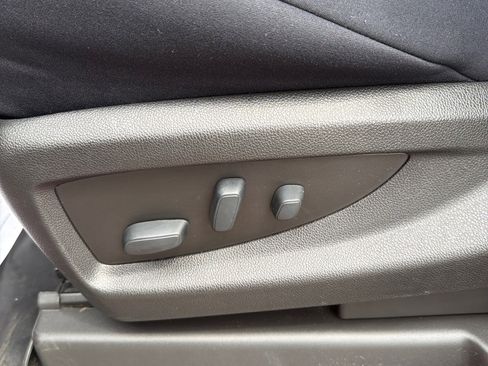 Used 2018 Chevrolet Silverado 1500 LT w/ All Star Edition image 11