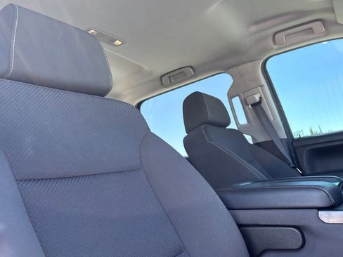 Used 2018 Chevrolet Silverado 2500 LT w/ LT Fleet Convenience Package AWD/4WD image 18
