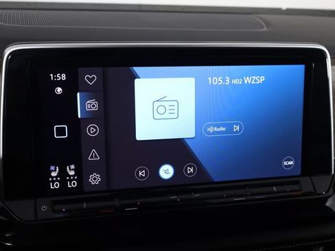 Used 2026 Volkswagen Atlas SE FWD image 30