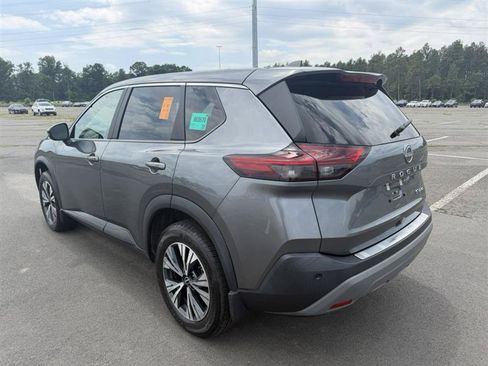 Used 2022 Nissan Rogue SV AWD/4WD image 9