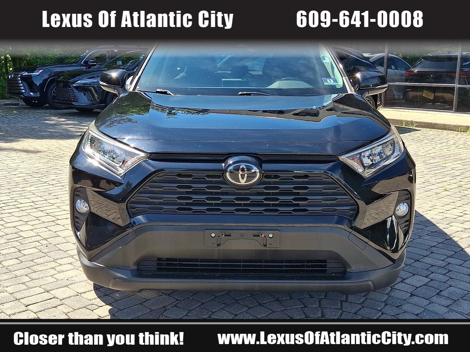 Used 2019 Toyota RAV4 XLE w/ Convenience Package AWD/4WD image 2