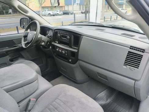 Used 2008 Dodge Ram 1500 Truck ST image 19