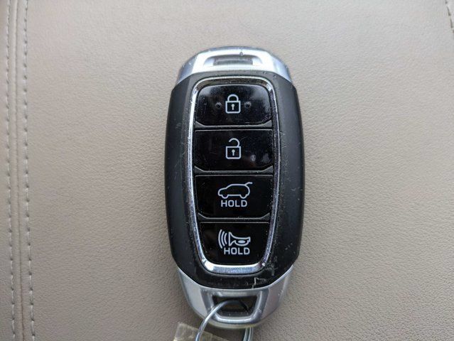 Used 2020 Hyundai Santa Fe SEL FWD image 32
