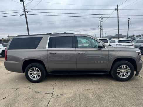 Used 2019 Chevrolet Suburban LT w/ Max Trailering Package image 6