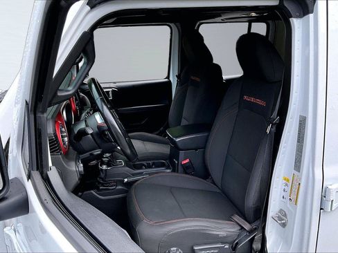 Used 2020 Jeep Wrangler Unlimited Rubicon AWD/4WD image 25