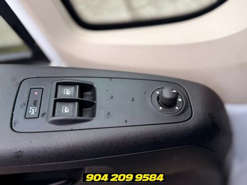 Used 2021 RAM ProMaster 2500 w/ Convenience Group FWD image 13