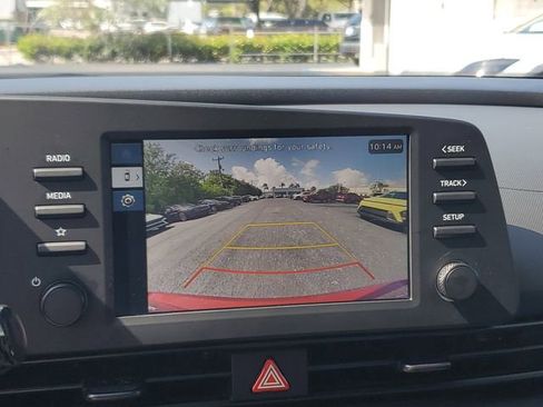 Used 2025 Hyundai Elantra Sport FWD image 18