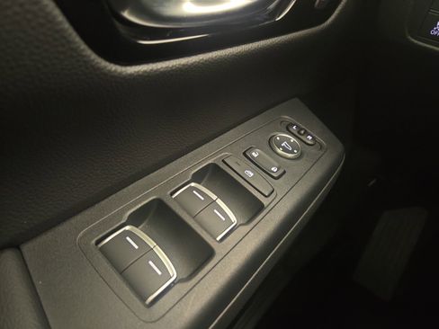 Used 2024 Honda CR-V Sport Touring image 30