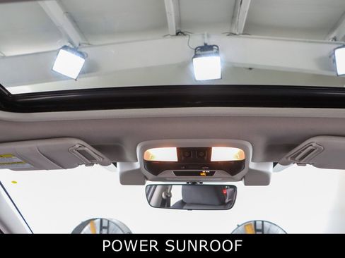 Used 2021 Subaru Crosstrek 2.0i Premium w/ Moonroof Package image 21