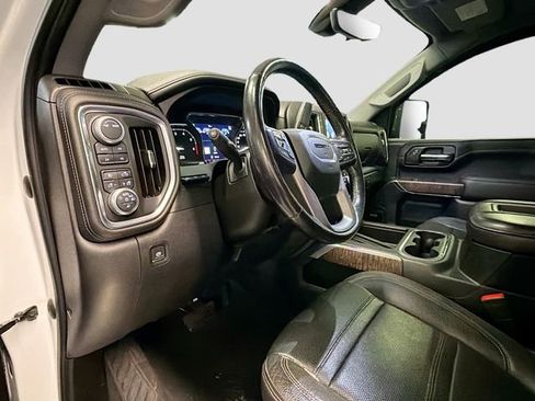 Used 2020 GMC Sierra 3500 Denali image 9