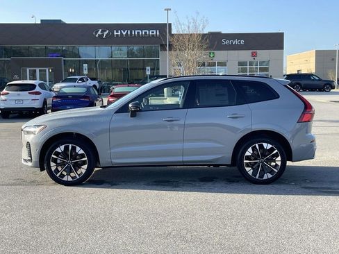 New 2026 Volvo XC60 B5 Plus w/ Protection Package Premier AWD/4WD image 25