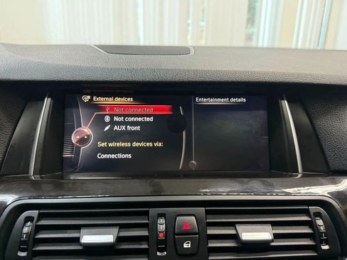 Used 2016 BMW 528i Sedan image 30