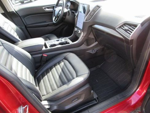 Used 2024 Ford Edge SEL w/ Convenience Package image 30