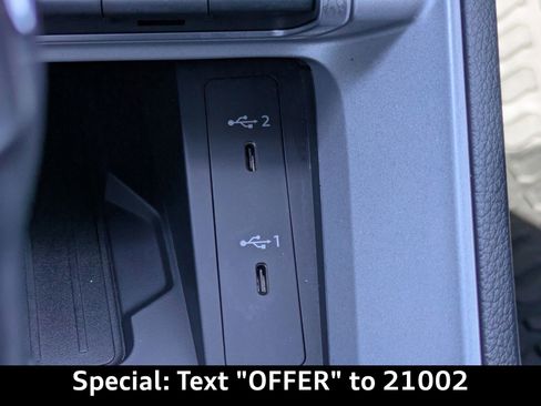 Certified 2022 Audi Q3 2.0T Premium Plus w/ Premium Plus Package image 27