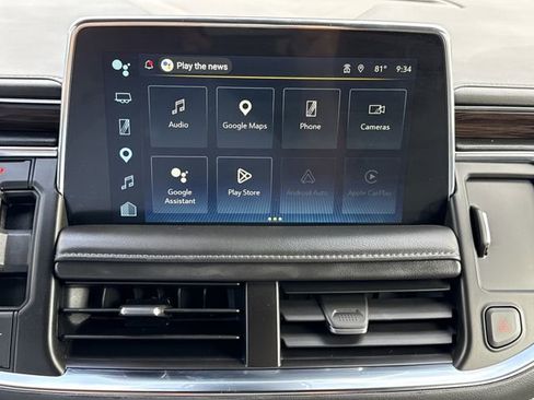 Used 2023 Chevrolet Suburban LT RWD image 26
