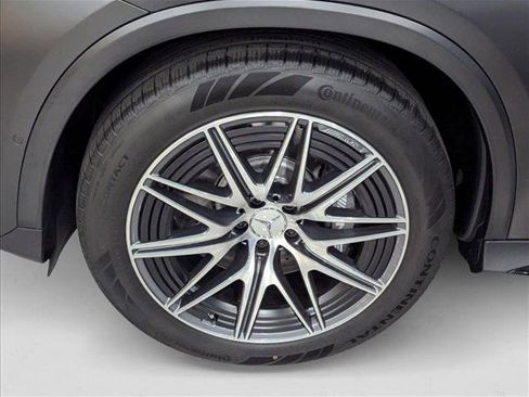 New 2025 Mercedes-Benz GLC 63 AMG S image 9