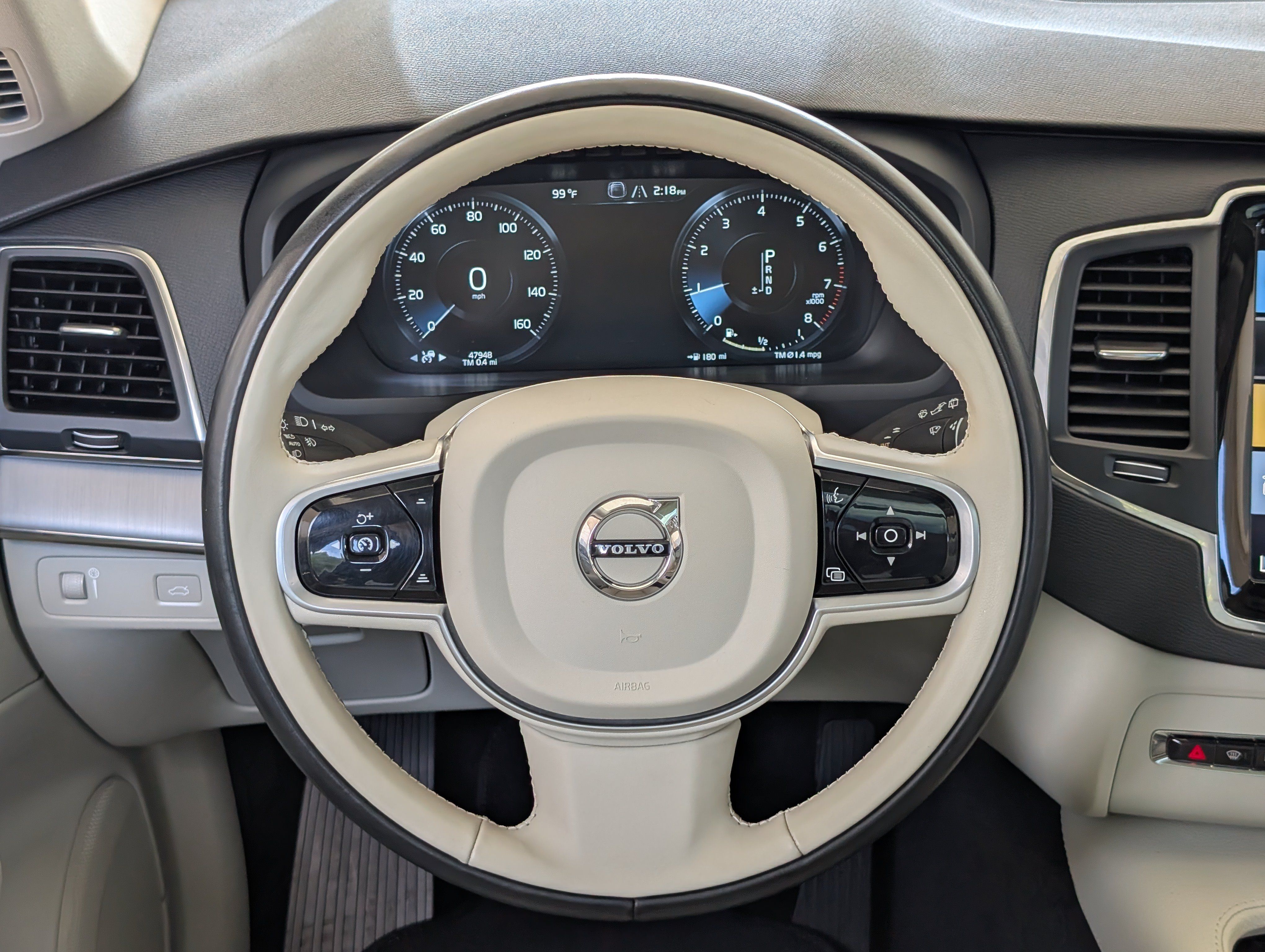 Used 2022 Volvo XC90 T5 Momentum AWD/4WD image 27