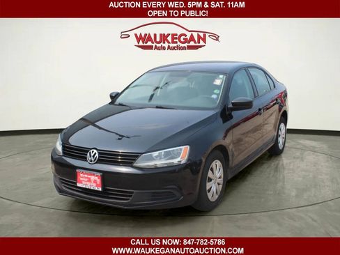 Used 2013 Volkswagen Jetta S FWD image 1