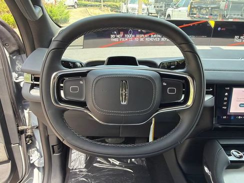 New 2027 Lincoln Navigator L Reserve w/ Jet Appearance Package AWD/4WD image 22