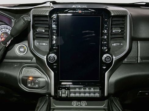 New 2026 RAM 2500 Big Horn AWD/4WD image 9