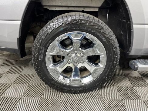 Used 2019 RAM 1500 Big Horn AWD/4WD image 12