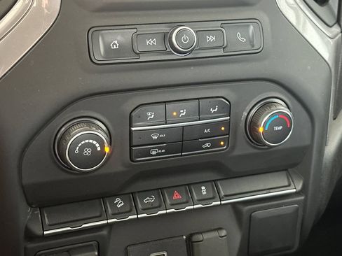 Used 2019 Chevrolet Silverado 1500 Custom Trail Boss w/ Custom Convenience Package AWD/4WD image 20