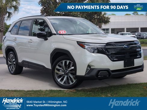 Used 2025 Subaru Forester Touring AWD/4WD image 1