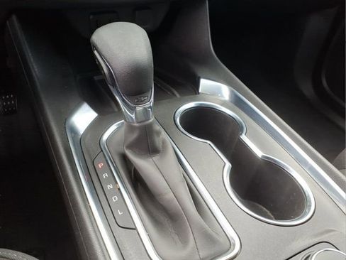 Certified 2023 Chevrolet Traverse LT image 17