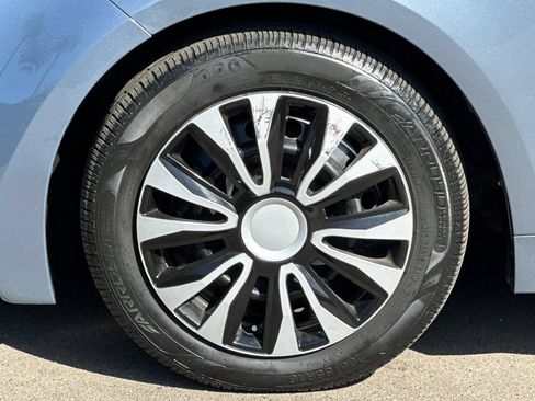 Used 2021 Toyota Corolla LE w/ Carpet Mat Package (TMS) FWD image 24