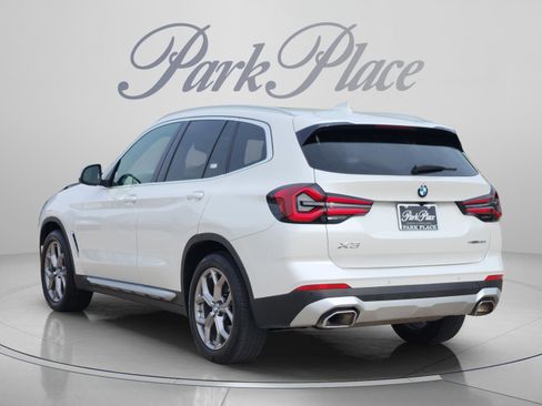 Used 2022 BMW X3 sDrive30i RWD image 3