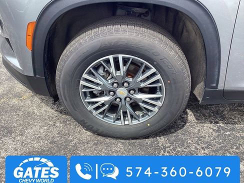 Used 2024 Chevrolet Traverse LT AWD/4WD image 34