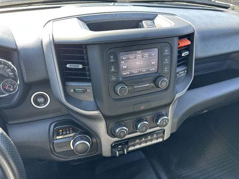 Used 2024 RAM 3500 Tradesman w/ Chrome Appearance Group image 27