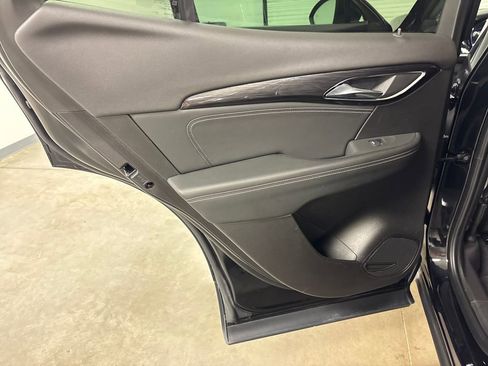 Used 2023 Buick Envision Essence FWD image 31