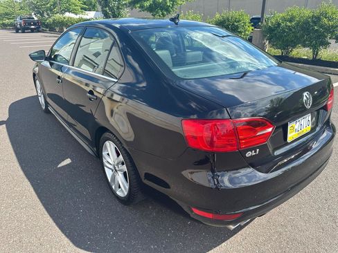 Used 2012 Volkswagen Jetta GLI Autobahn FWD image 9