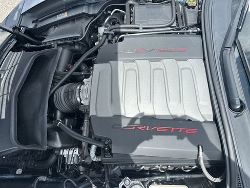 Used 2014 Chevrolet Corvette Stingray Convertible RWD image 32