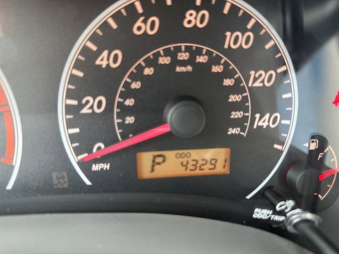 Used 2010 Toyota Corolla S FWD image 28