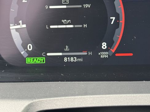 Used 2025 Toyota Tacoma Limited AWD/4WD image 19