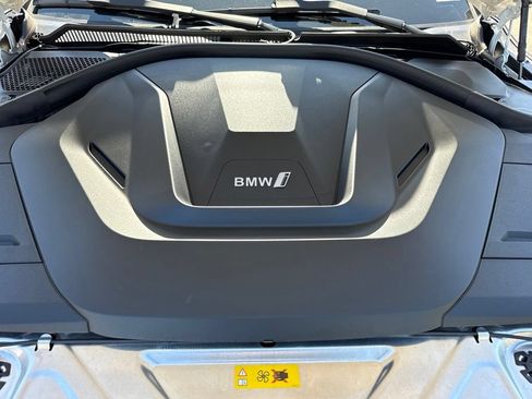 Certified 2023 BMW i4 eDrive40 w/ Premium Package RWD image 33