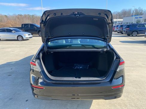 Certified 2025 Honda Accord EX-L image 17